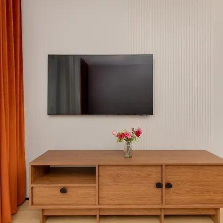 Jasne Apartmenty Z Parkingiem Popieluszki W Gdansku By Renters Gdańsk