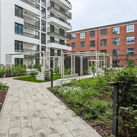 Jasne Apartmenty Z Parkingiem Popieluszki W Gdansku By Renters Appartement