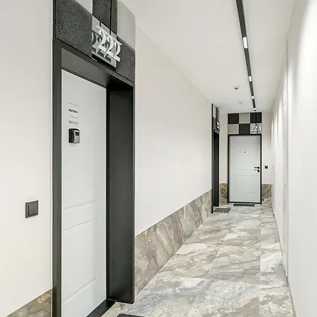 Jasne Apartmenty Z Parkingiem Popieluszki W Gdansku By Renters Appartement