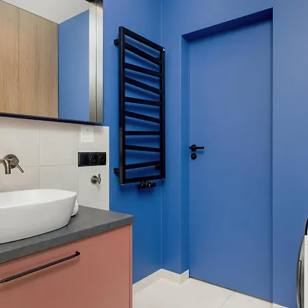 Jasne Apartmenty Z Parkingiem Popieluszki W Gdansku By Renters Gdańsk